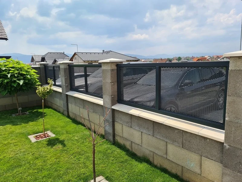 Plot s ťahokovou výplňou - Břeclav